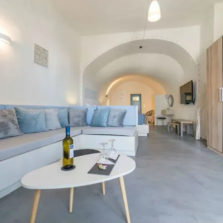 Euphoria Apartment *